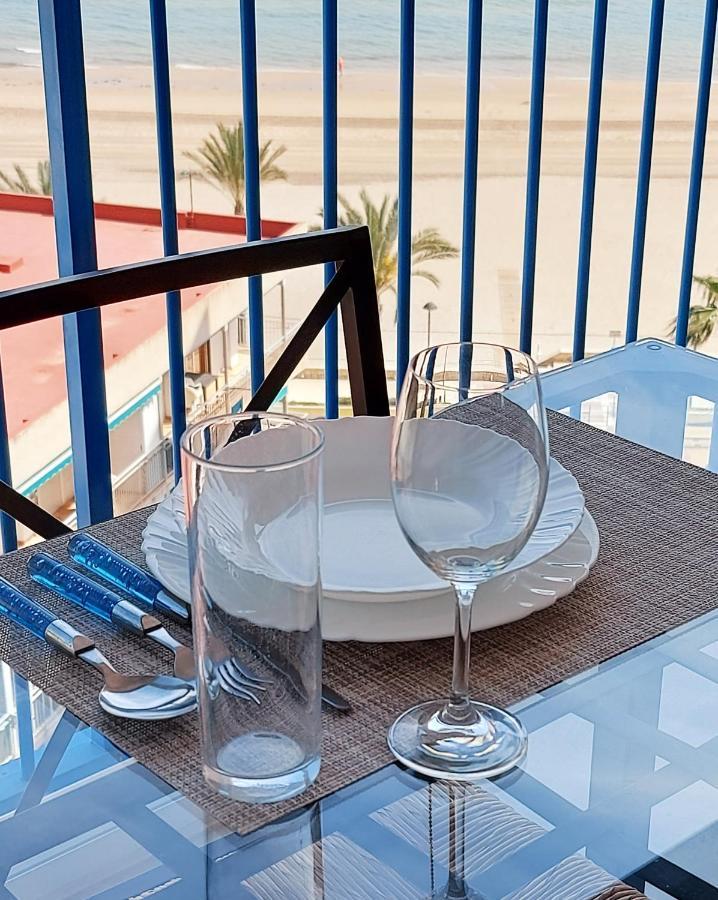 Exclusif Appartement En 1Er Ligne, Vue Imprenable, Piscine, Parking Prive A Playa Mucha Vista, Alicante Ел Кампело Екстериор снимка