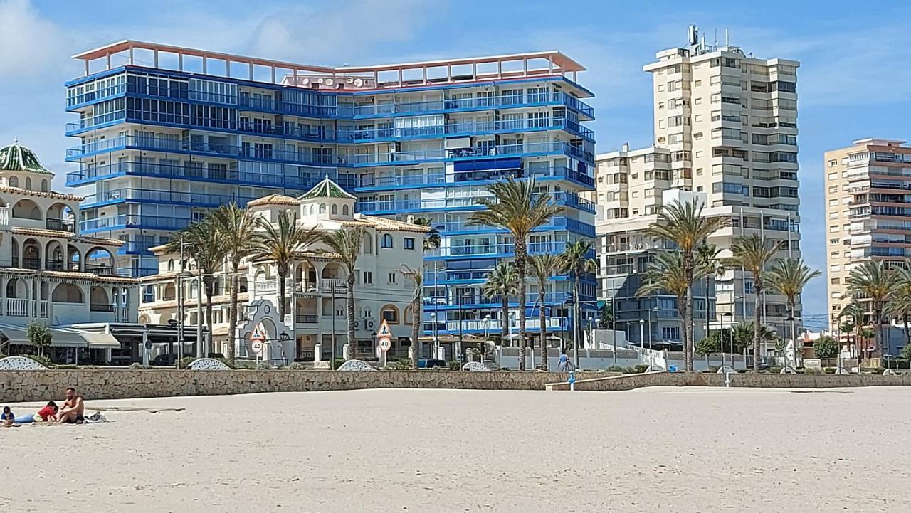 Exclusif Appartement En 1Er Ligne, Vue Imprenable, Piscine, Parking Prive A Playa Mucha Vista, Alicante Ел Кампело Екстериор снимка