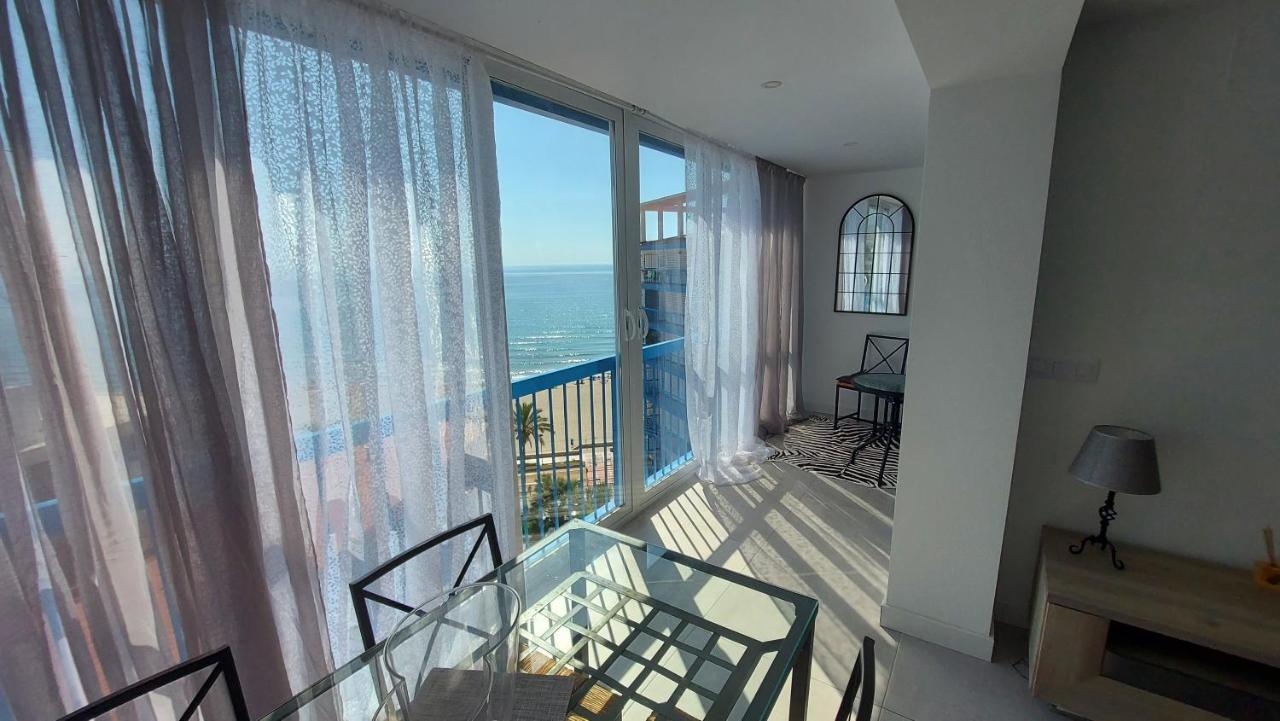 Exclusif Appartement En 1Er Ligne, Vue Imprenable, Piscine, Parking Prive A Playa Mucha Vista, Alicante Ел Кампело Екстериор снимка